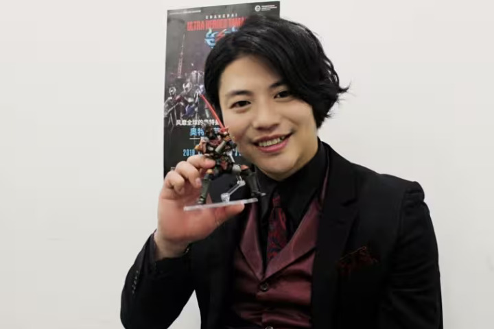 【授权转载——Anitama】今后我更想演正义的英雄——专访演员青柳尊哉